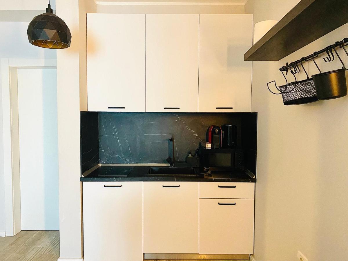 Evadari Urbane, 2 En-suite Studios, Cazino, Apartament