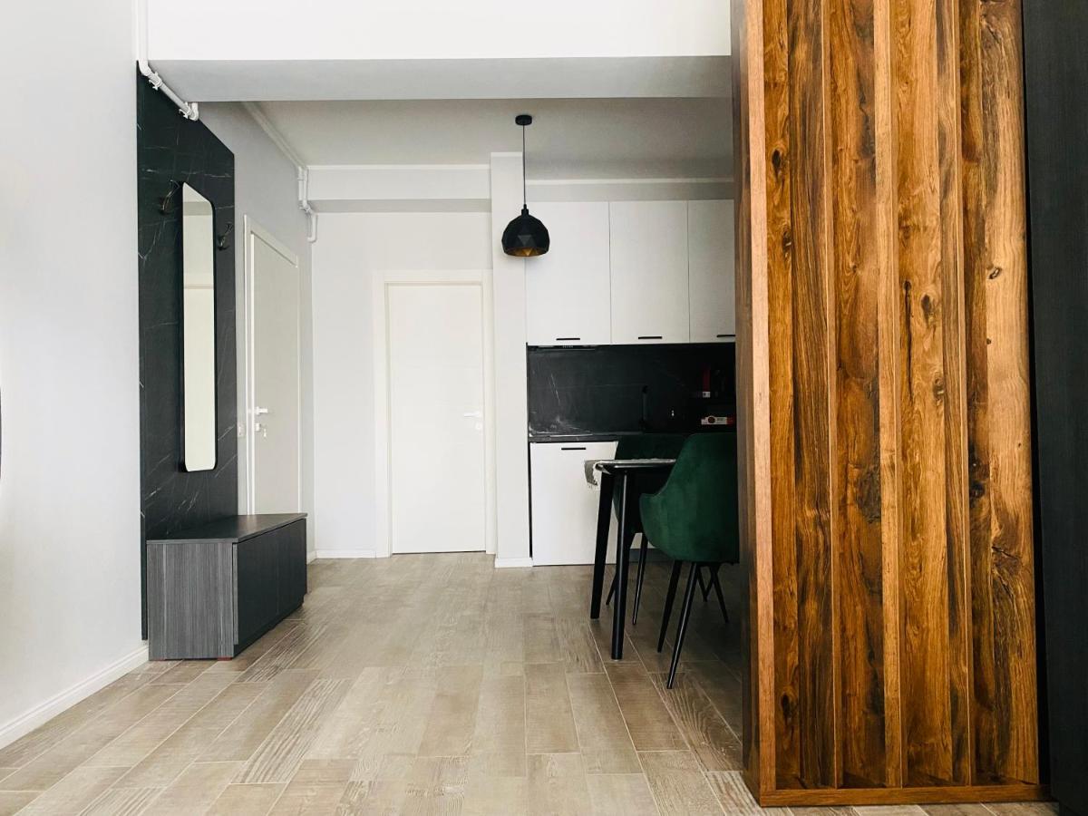 Evadari Urbane, 2 En-suite Studios, Cazino, Apartament